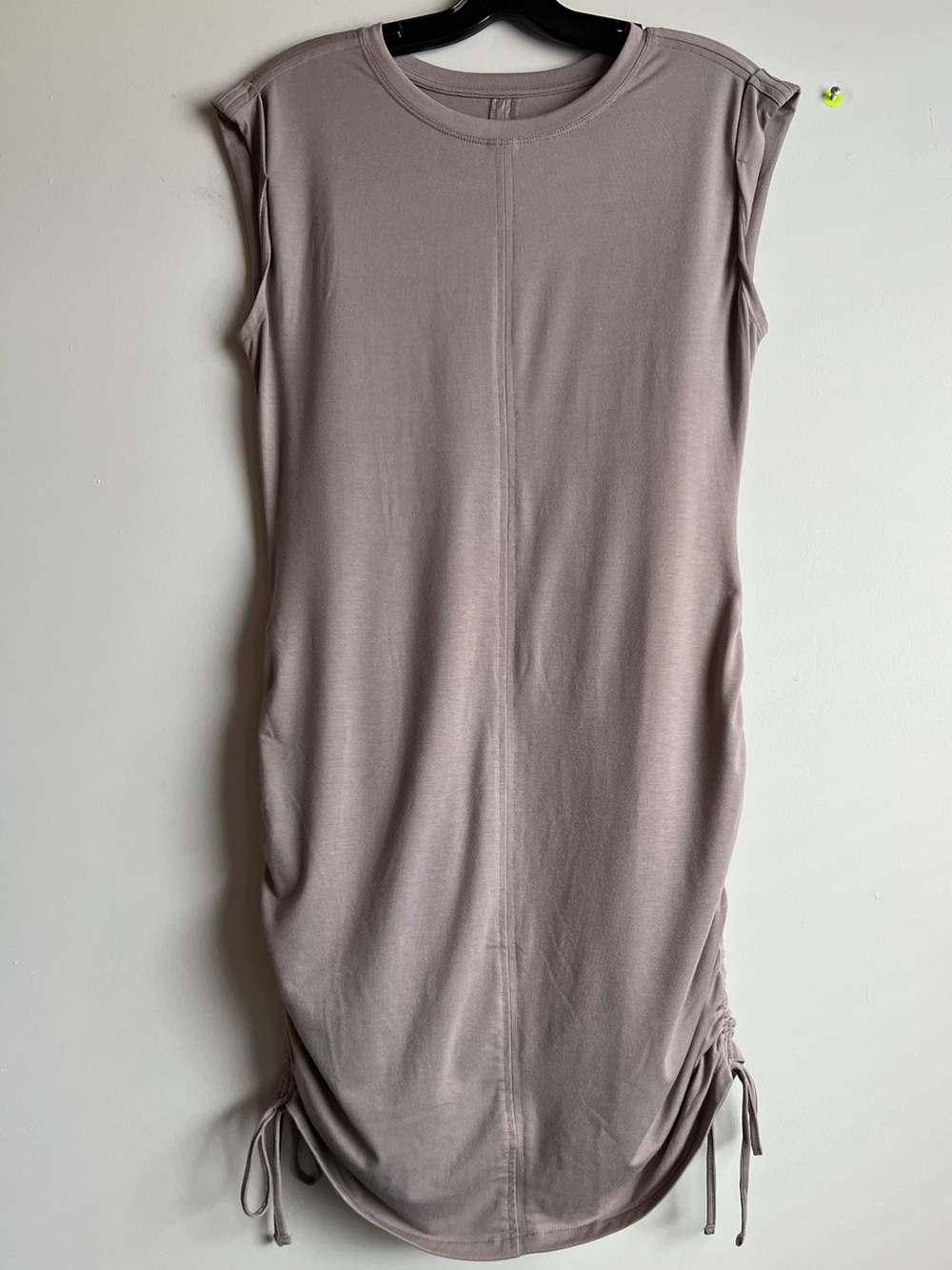 Joe Fresh Active Ruched Side Midi Dress Women’s Small Taupe Sleeveless Scrunch